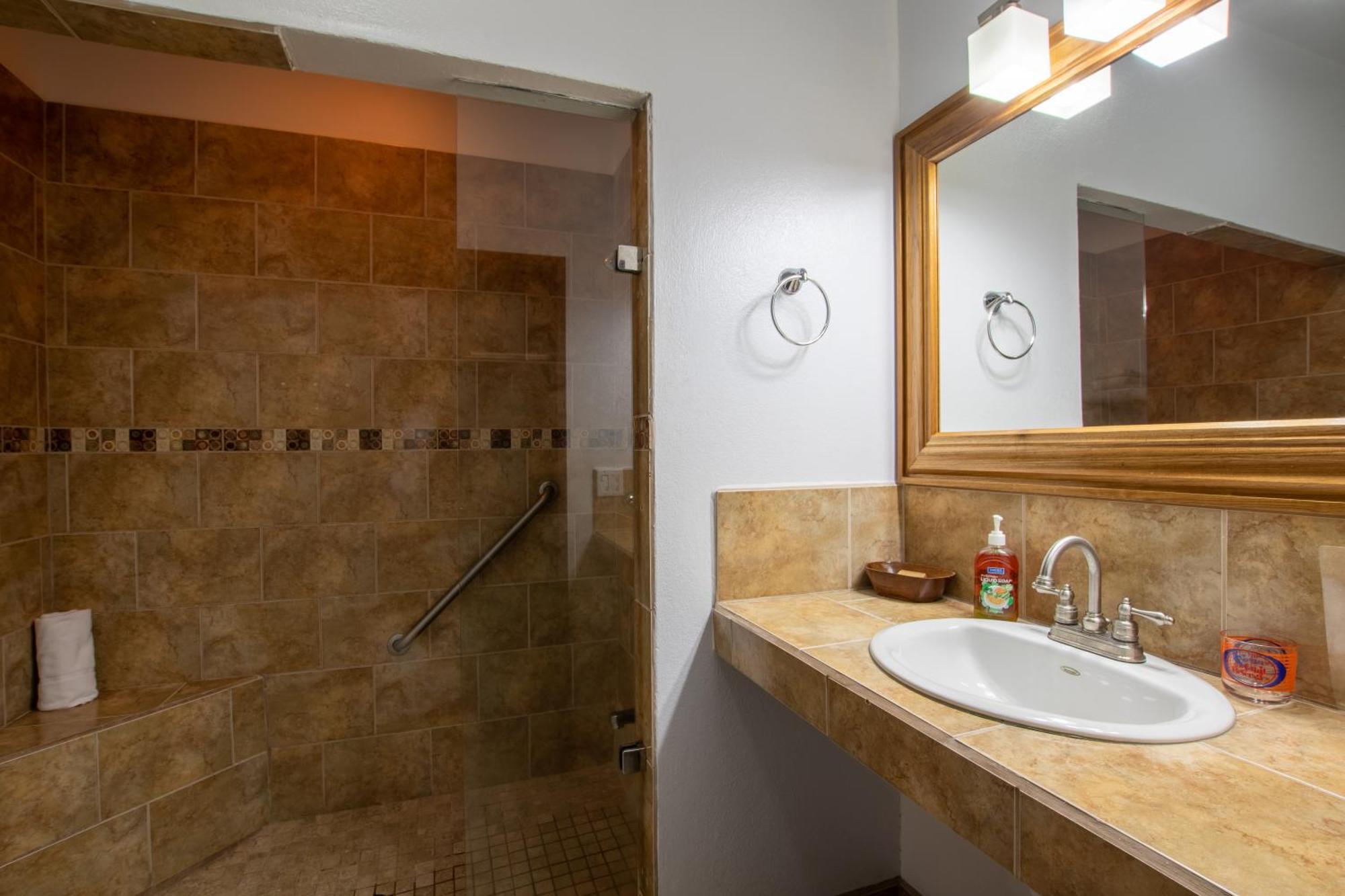 Miramar Suites Placencia Quarto foto